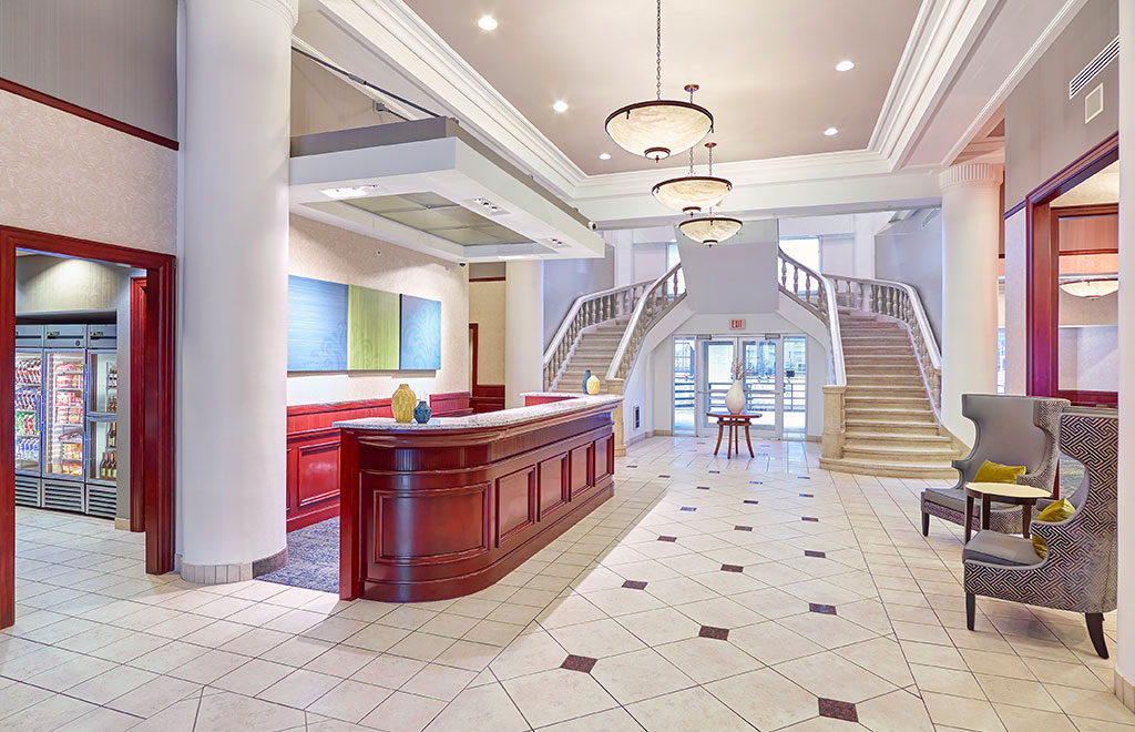 Residence Inn Milwaukee Downtown Lobby