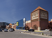 Shops at Lyndale 2